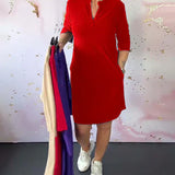 Hélène – Robe unie élégante col V