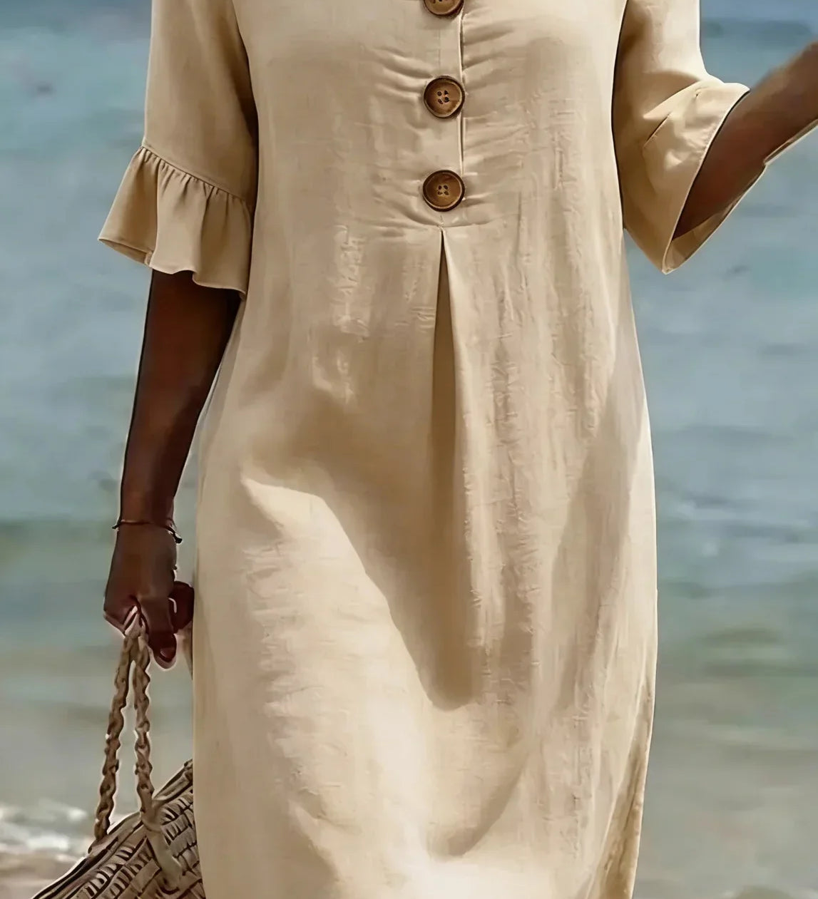 Vanesa – Robe fluide avec manches volantées et boutons