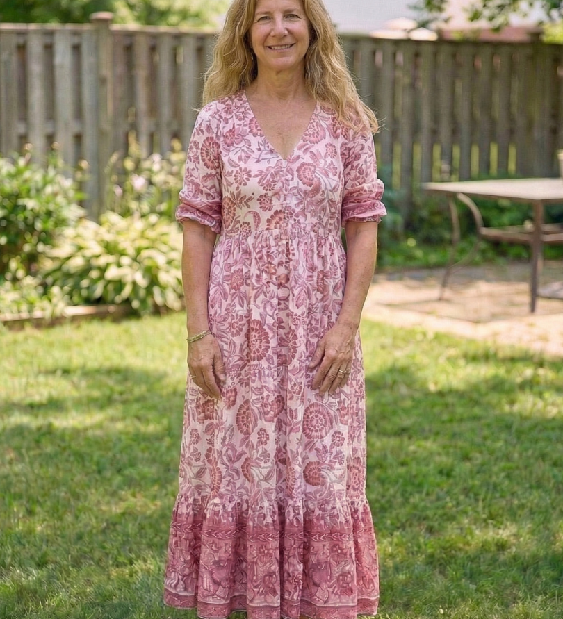 Clara – Robe midi fluide fleurie