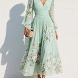 Maëlys – Robe midi plissée fleurie en chiffon col V